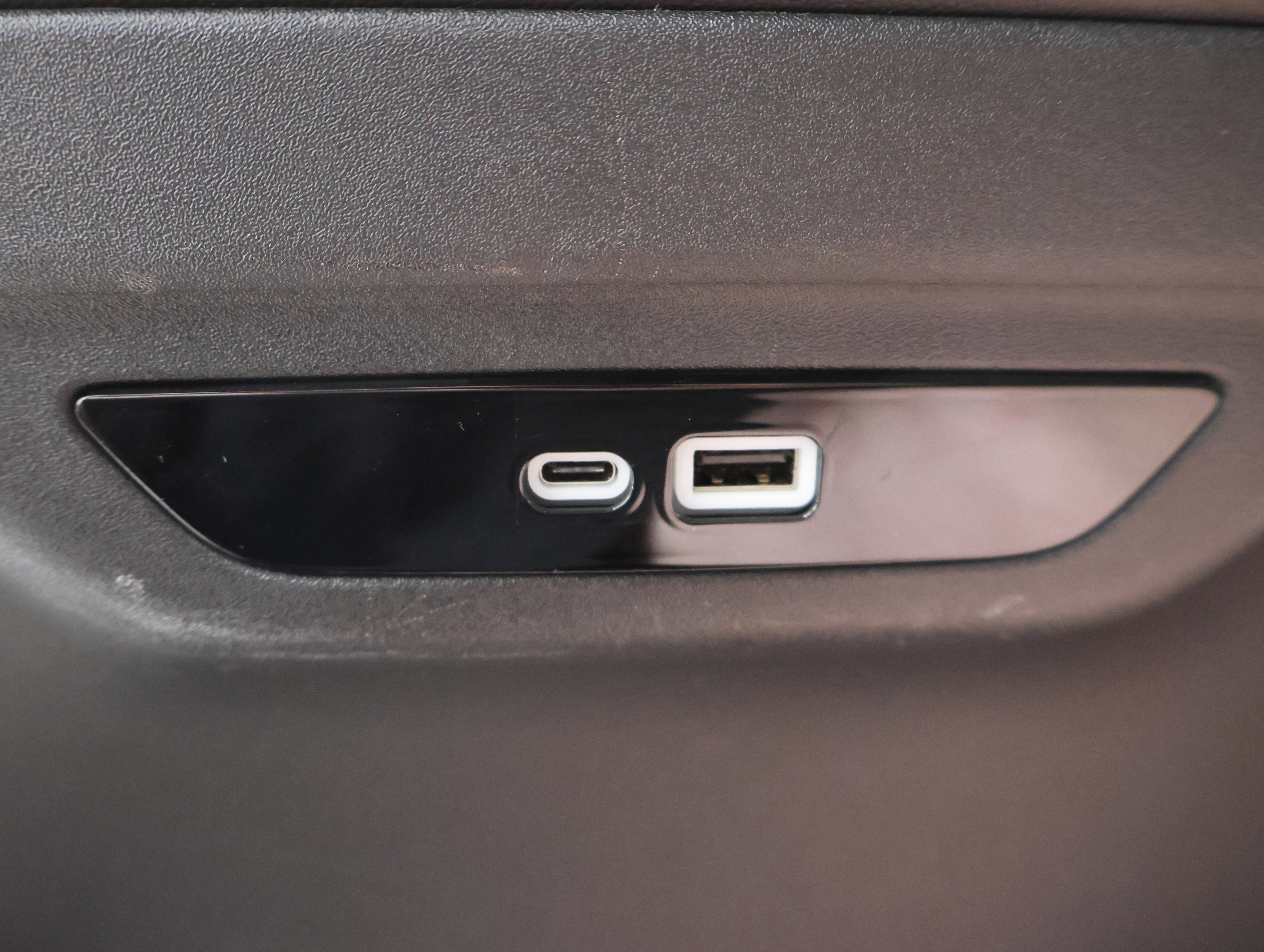 Used 2024 Chrysler Pacifica Touring-L FWD image 33