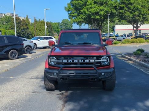 Used 2022 Ford Bronco Outer Banks AWD/4WD image 2