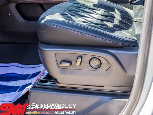 Used 2025 Chevrolet Silverado 1500 RST AWD/4WD image 31