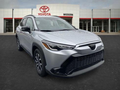 Certified 2025 Toyota Corolla Cross AWD Hybrid image 3