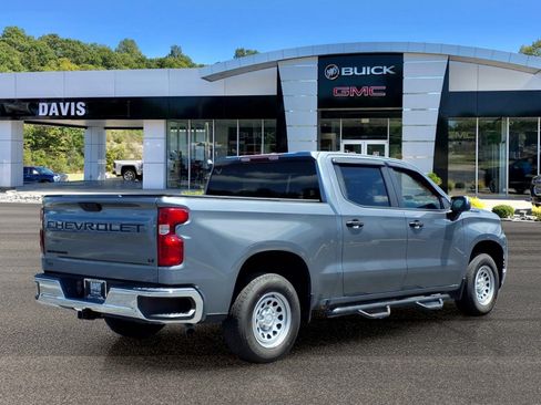 Used 2022 Chevrolet Silverado 1500 LT AWD/4WD image 6