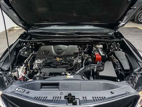 Certified 2022 Toyota Camry LE image 27