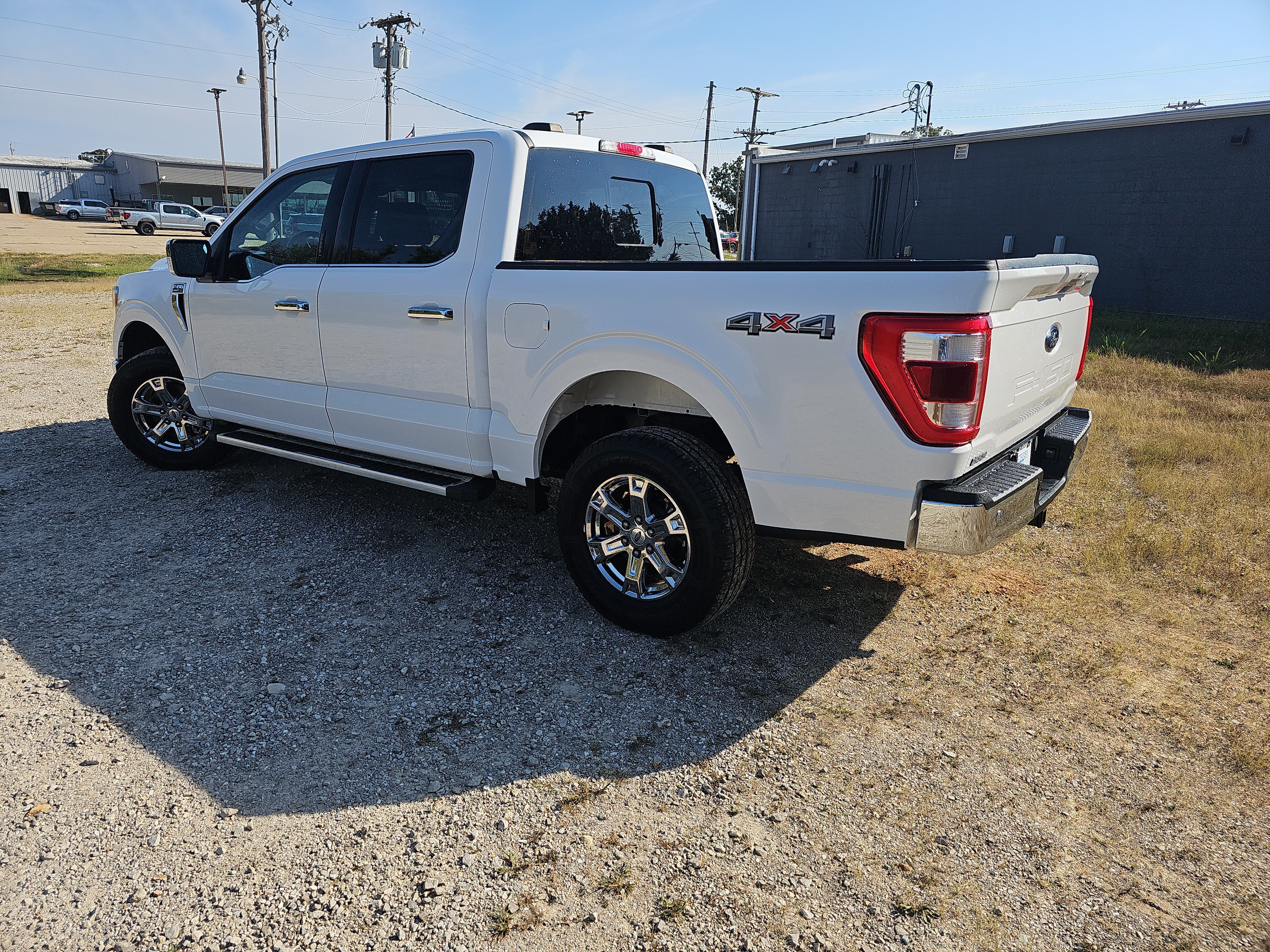 Used 2023 Ford F150 Lariat AWD/4WD image 7