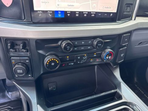 Used 2023 Ford F250 XLT w/ XLT Premium Package AWD/4WD image 13