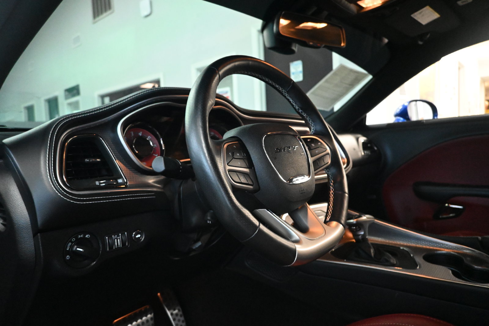 Used 2022 Dodge Challenger SRT Hellcat RWD image 11