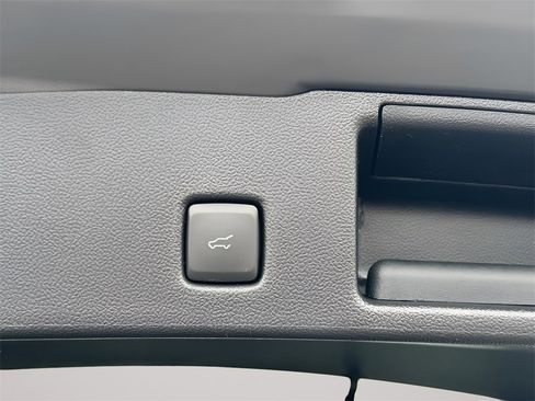 New 2025 Ford Escape ST-Line w/ Tech Pack #1 image 39