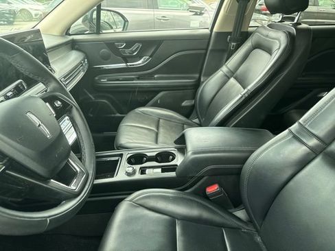 Used 2023 Lincoln Corsair AWD w/ Equipment Group 101A image 2