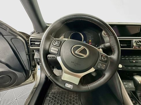 Used 2018 Lexus IS 350 AWD image 16