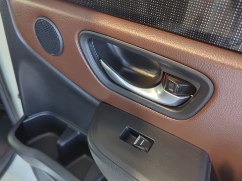 Used 2025 Honda Pilot Elite image 48