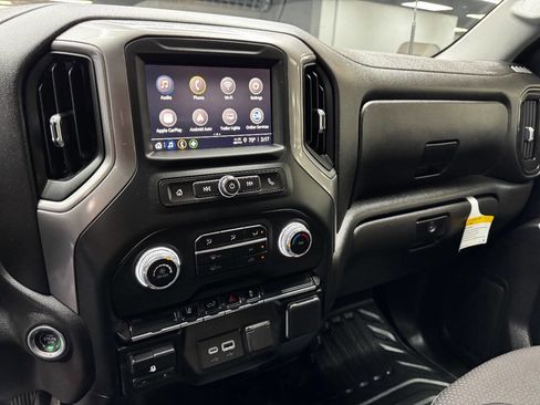 Used 2024 GMC Sierra 2500 Pro image 23