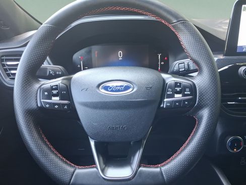 Used 2025 Ford Escape ST-Line FWD image 21
