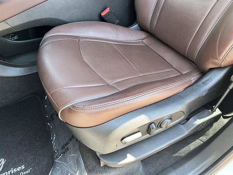 Used 2019 Buick Enclave Avenir w/ Avenir Technology Package FWD image 13