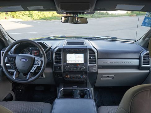 Used 2018 Ford F450 XLT w/ XLT Value Package AWD/4WD image 13