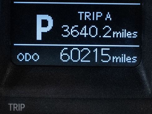 Used 2016 Toyota Corolla S image 24