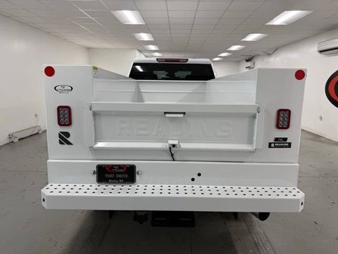 New 2026 GMC Sierra 3500 Pro w/ Convenience Package image 7