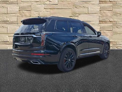Certified 2025 Cadillac XT6 Sport w/ Technology Package AWD/4WD image 4