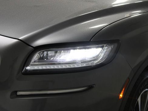 Used 2022 Lincoln Nautilus Reserve image 58