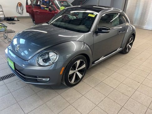 Used 2012 Volkswagen Beetle Turbo image 3