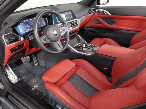 Used 2022 BMW M4 xDrive Competition w/ Executive Package image 34