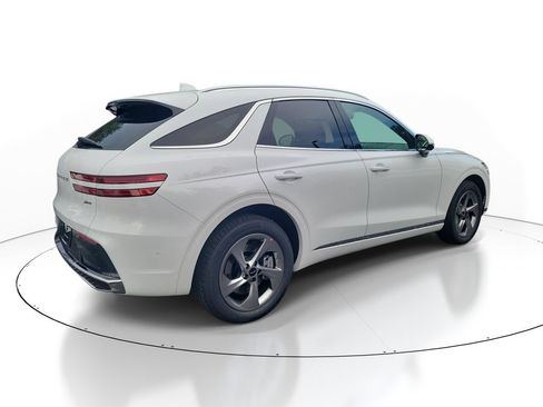 New 2026 Genesis GV70 2.5T Advanced AWD/4WD image 2