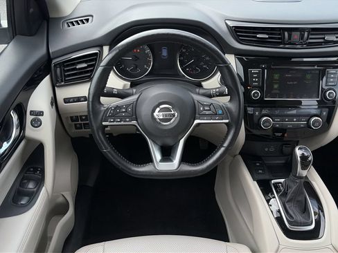 Used 2022 Nissan Rogue Sport SL w/ Premium Package AWD/4WD image 12