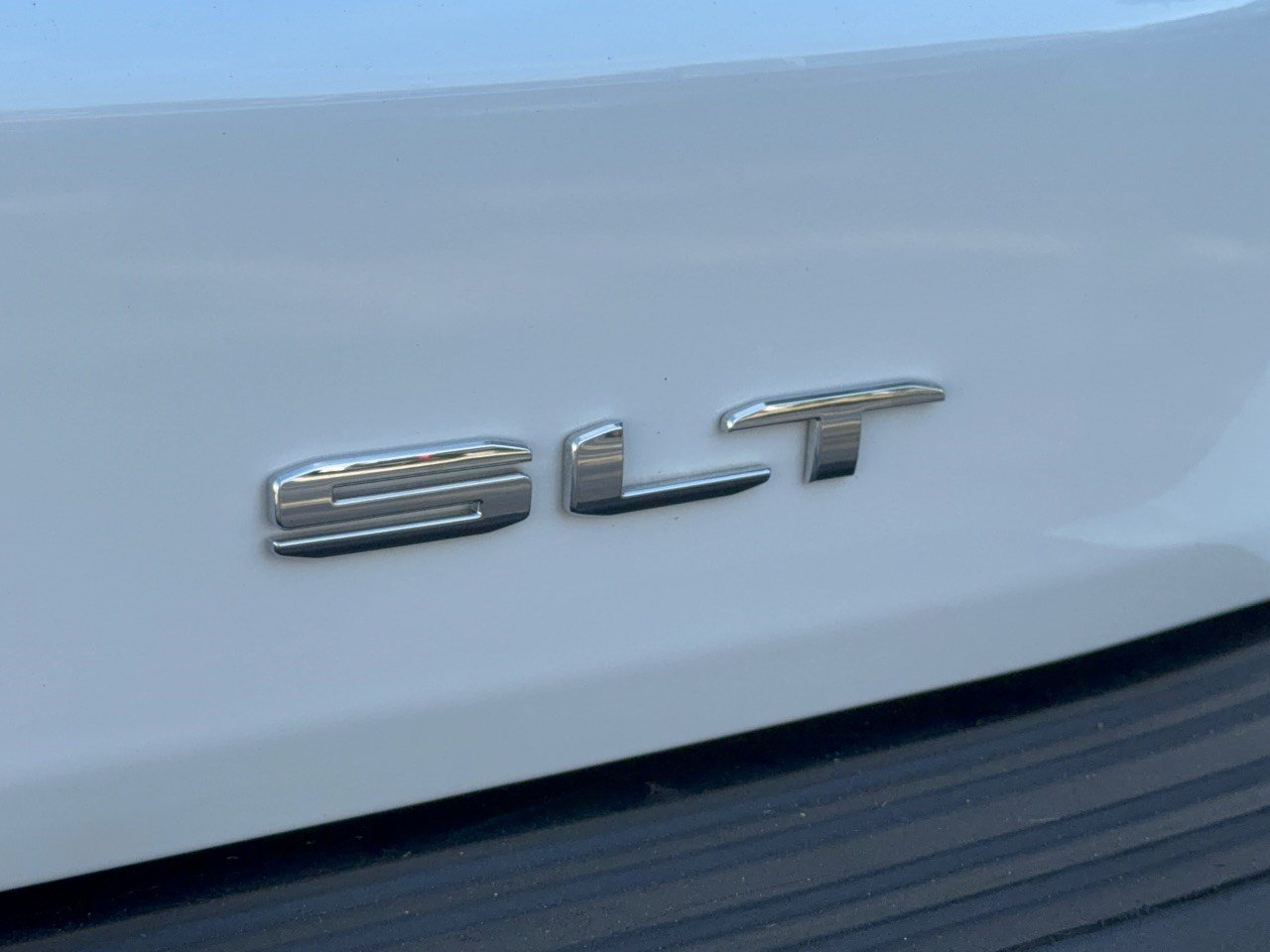 Certified 2024 GMC Yukon XL SLT RWD image 31