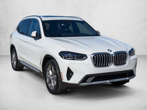 Used 2022 BMW X3 sDrive30i w/ Convenience Package image 3