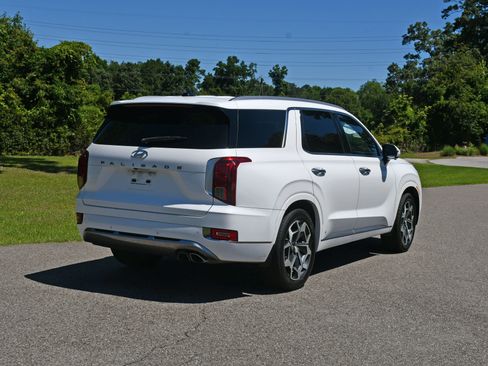 Used 2022 Hyundai Palisade Calligraphy FWD image 4