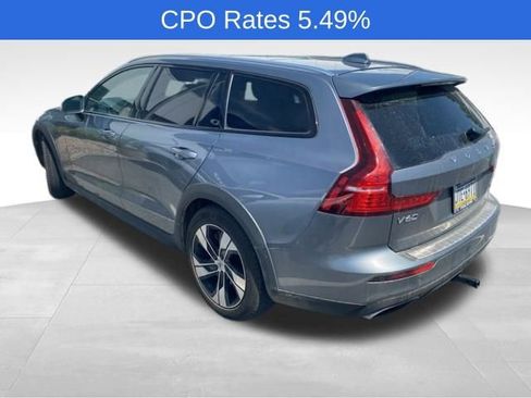 Used 2021 Volvo V60 T5 Cross Country w/ Climate Package AWD/4WD image 5