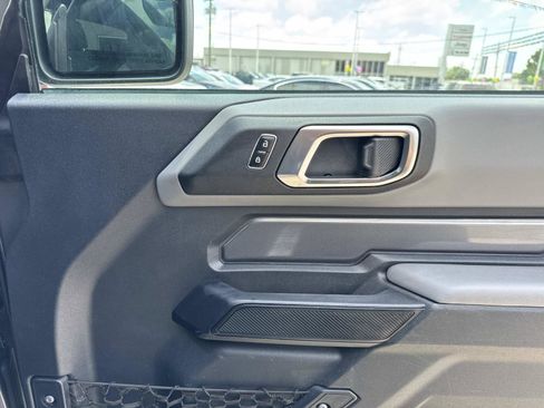Used 2023 Ford Bronco 2-Door AWD/4WD image 14