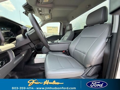 New 2025 Ford F550 2WD Regular Cab Super Duty image 18