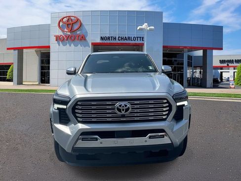 Used 2025 Toyota Tacoma Limited AWD/4WD image 3