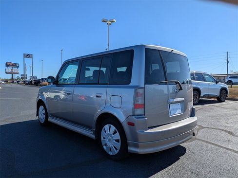 Used 2006 Scion xB image 7
