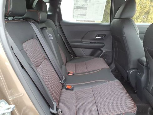 New 2026 Nissan Kicks SR w/ Cold Weather Package image 8