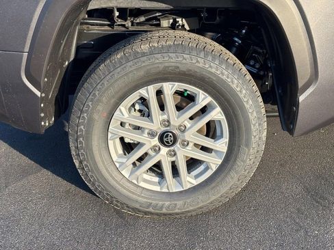 New 2026 Toyota Tundra SR5 AWD/4WD image 4