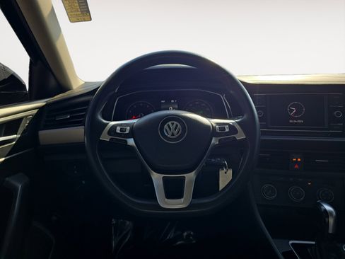 Used 2019 Volkswagen Jetta S image 13