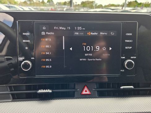 Used 2023 Kia Sportage LX AWD/4WD image 18