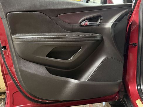 Used 2019 Buick Encore Preferred image 11