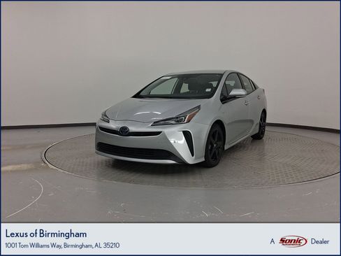 Used 2020 Toyota Prius Limited image 1