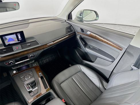 Used 2020 Audi Q5 2.0T Premium w/ Convenience Package image 25