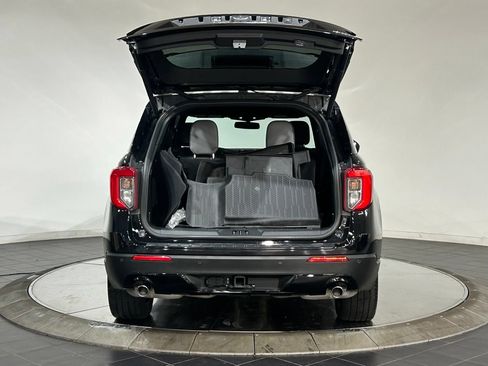 Used 2023 Ford Explorer ST-Line w/ Class IV Trailer Tow Package AWD/4WD image 32