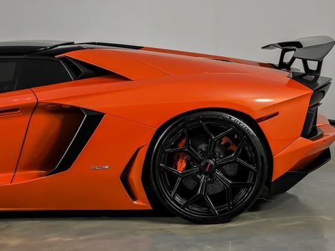 Used 2014 Lamborghini Aventador LP 700-4 AWD/4WD image 10