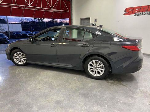 Certified 2025 Toyota Camry LE image 6