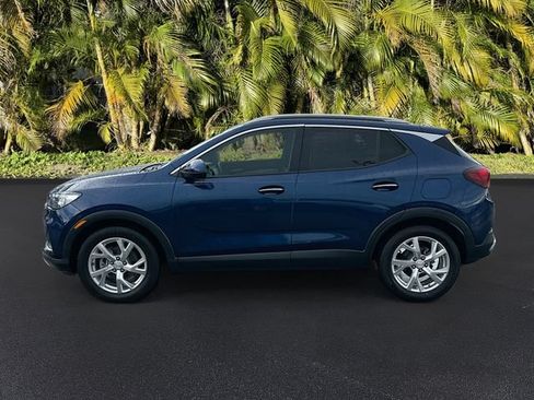 Used 2022 Buick Encore GX Essence w/ Advanced Technology Package FWD image 8