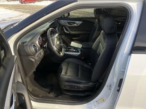 Used 2024 Chevrolet Blazer LT w/ Sound & Technology Package image 9