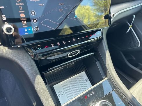 New 2026 Jeep Grand Cherokee L Limited AWD/4WD image 24