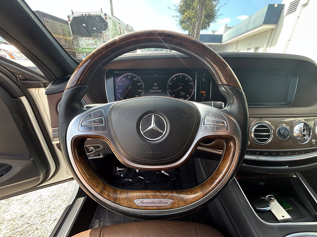 Used 2015 Mercedes-Benz S 550 Sedan image 11