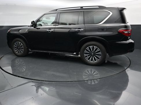 Used 2023 Nissan Armada SL w/ Midnight Edition Package AWD/4WD image 5