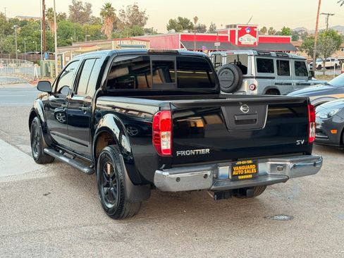 Used 2014 Nissan Frontier SV w/ SV Value Truck Package RWD image 33