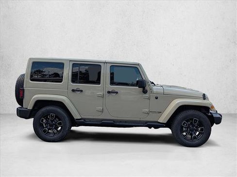 Used 2018 Jeep Wrangler Unlimited Sahara AWD/4WD image 4